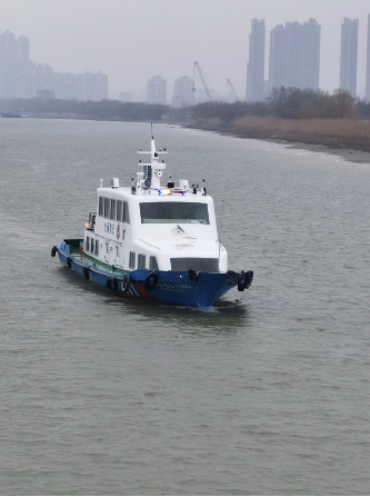 Electric law enforcement vessel